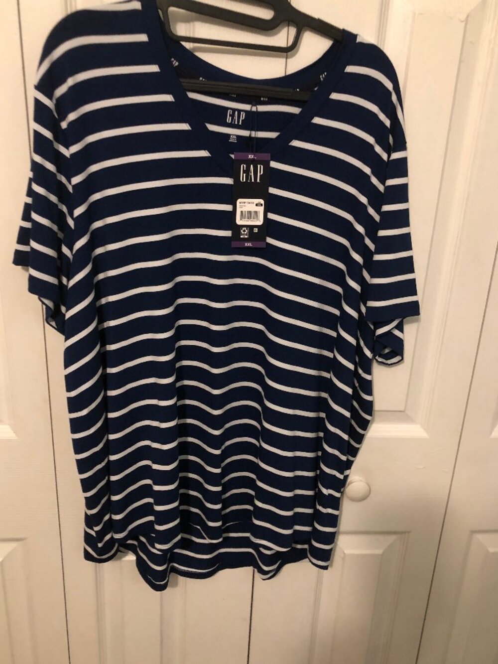 Womens 2X Navy and White Striped V Neck top by Gap